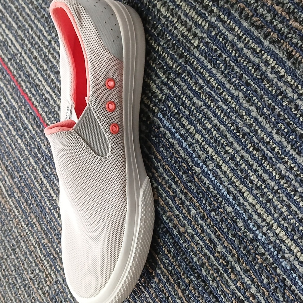 Columbia slip on distant waters PFG shoes! Womens 5.5 Like New - Picture 4 of 7